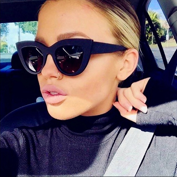 Accessories - Women Classic Summer Cat Eye Sunglasses